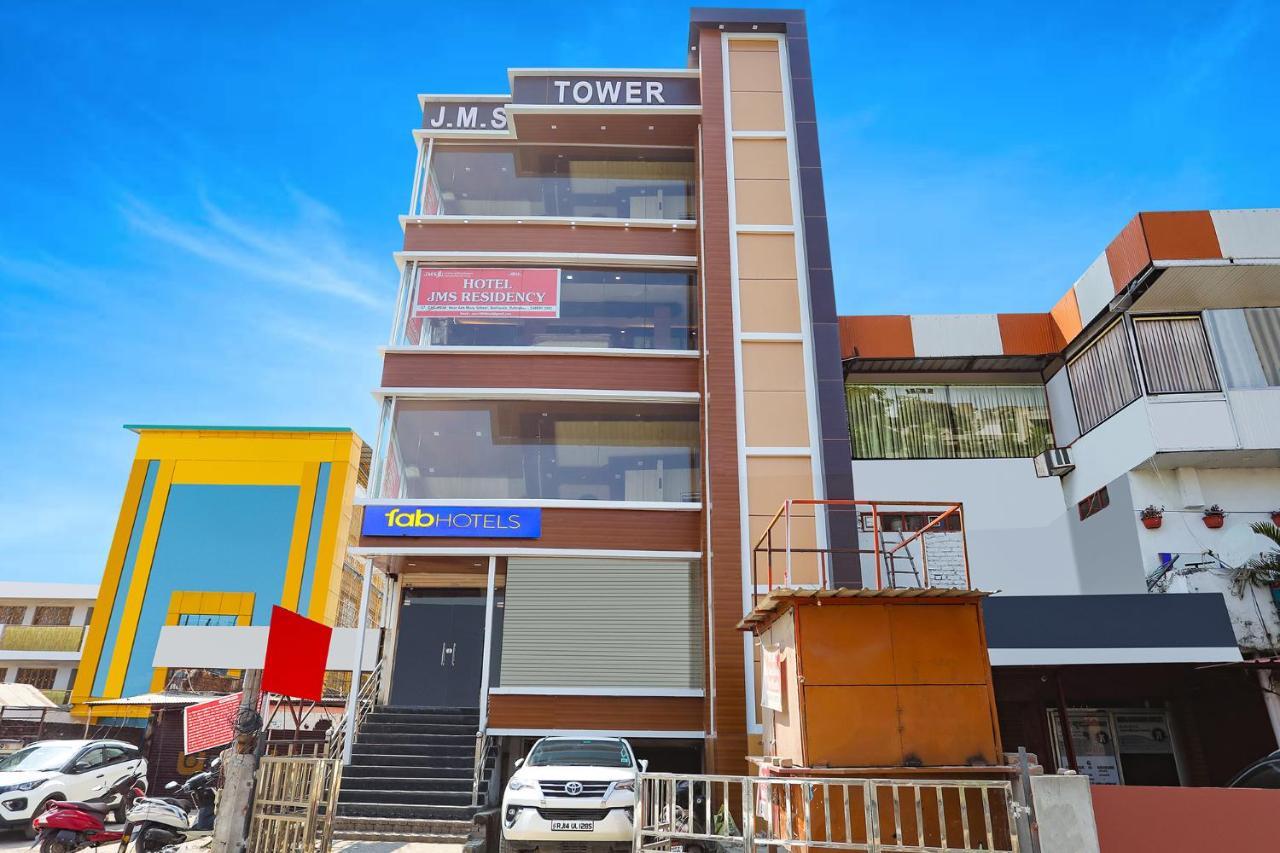 Fabhotel Jms Residency Dehradún Kültér fotó