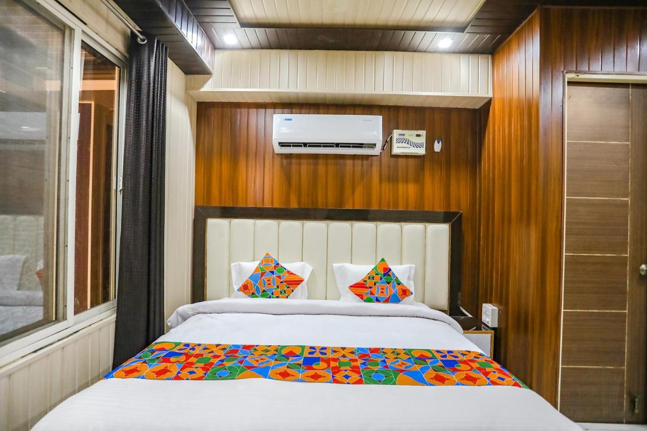 Fabhotel Jms Residency Dehradún Kültér fotó