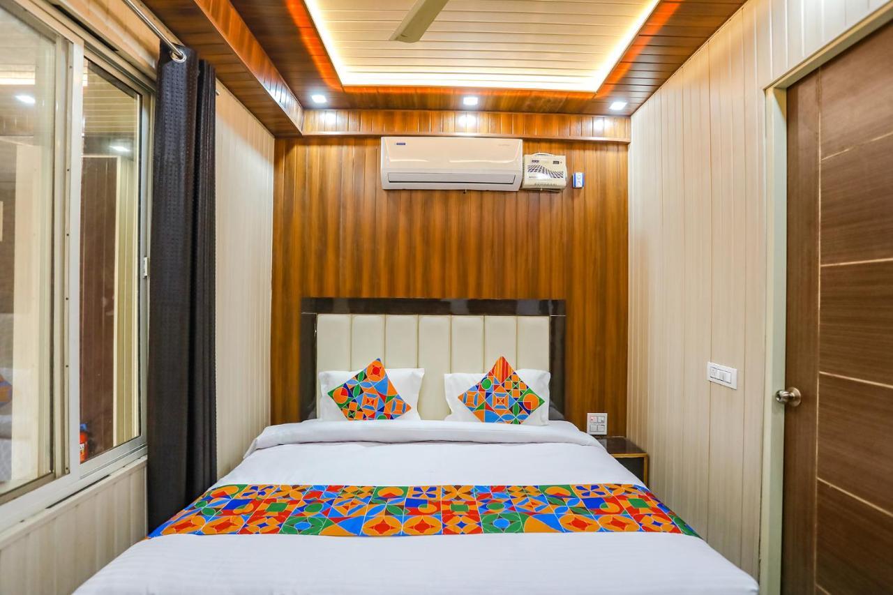 Fabhotel Jms Residency Dehradún Kültér fotó